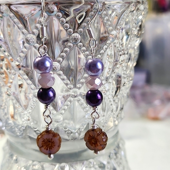 Sterling Silver Pierced Earrings! - Picture 2 of 2